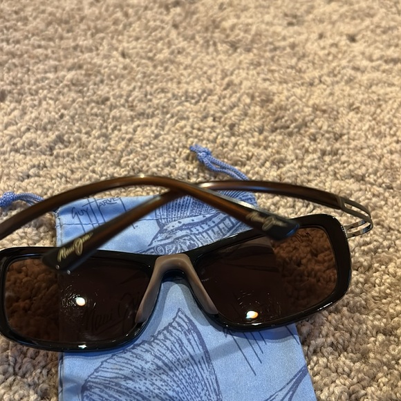 New Maui Jim Kihei Polarized Sunglasses - Picture 5 of 7